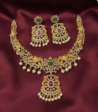 AD STONE NECKLACE SET