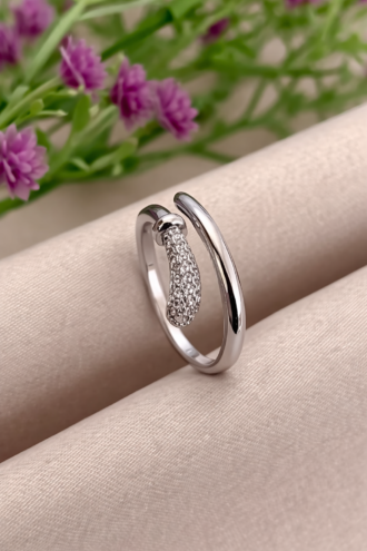 AD DIAMOND  SILVER RING