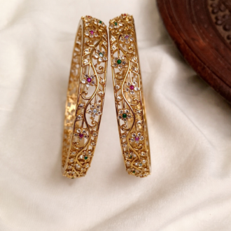 AD BANGLE WITH MULTICOLOUR STONES