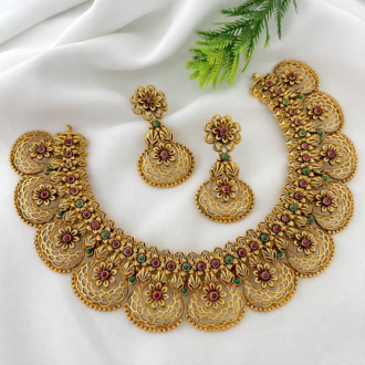 ANTIQUE NECKLACE WITH MULTI COLOUR STONE