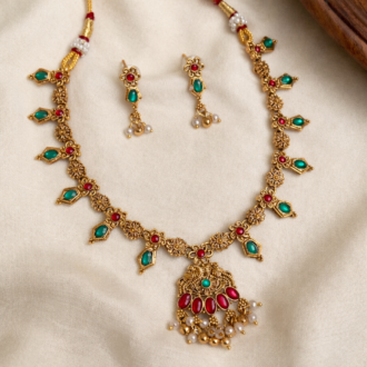 PALAKKA  FLORAL NECKLACE